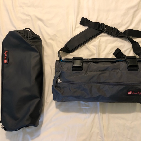 Henty Wingman Messenger garment bag - Picture 2 of 12